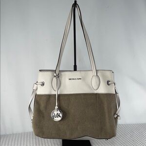 MICHAEL KORS MARINA NORTH SOUTH LARGE DRAWSTRING CANVAS TOTE FTL-01-175